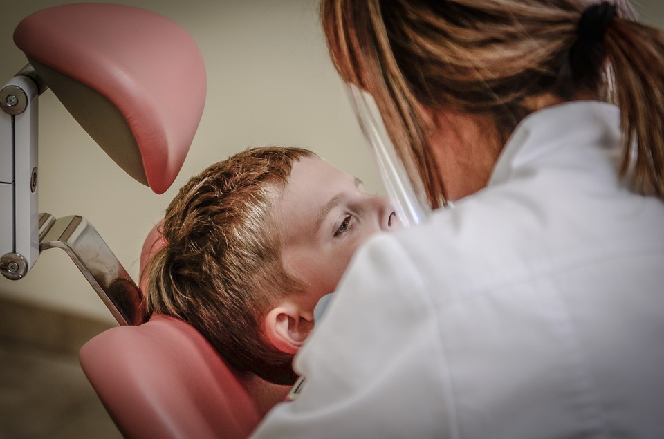 A pediatric dentist and her patient - Mississauga Dentist - Bristol Dental